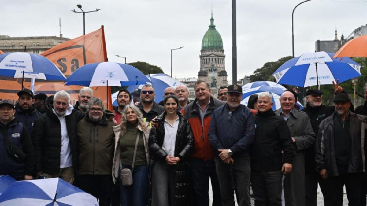 El encuentro buscará articular los conflictos que atraviesan trabajadores de distintas actividades y provincias. El encuentro buscará articular los conflictos que atraviesan trabajadores de distintas actividades y provincias.