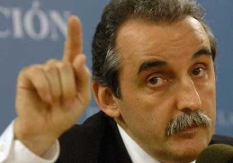 Guillermo Moreno podrá decirle no,no a las asociaciones de Defensa del Consumidor que considere en falta.