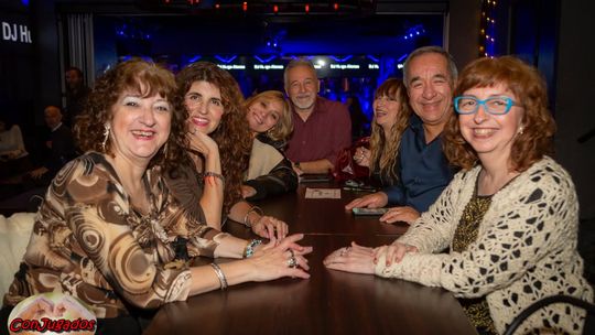 Un grupo de encuentro plenitud al desnudo: matear, merendar, cenar, bailar y algo más