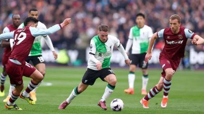 Luis Díaz sigue sin convertir y Liverpool FC queda fuera de la pelea