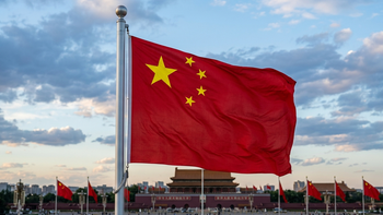 China empezó a frenar despidos por IA y los tribunales ya fallan a favor de empleados