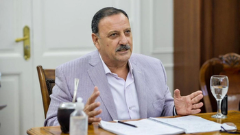 La Rioja tiene como gobernador a el Gitano, Ricardo Clemente Quintela. La Rioja tiene como gobernador a el Gitano, Ricardo Clemente Quintela.