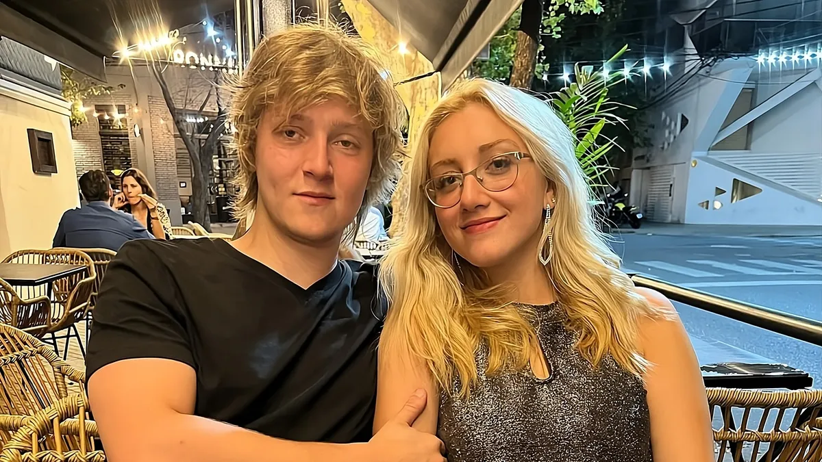 Eugenia Rolón construyó su identidad política como militante libertaria y maneja el TikTok presidencial, con gran alcance e influencia dentro del oficialismo. Eugenia Rolón construyó su identidad política como militante libertaria y maneja el TikTok presidencial, con gran alcance e influencia dentro del oficialismo.