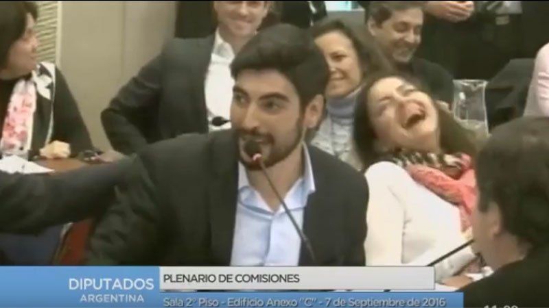 Facundo Moyano provocó la risa de los diputados con un furcio (Foto: captura de video).