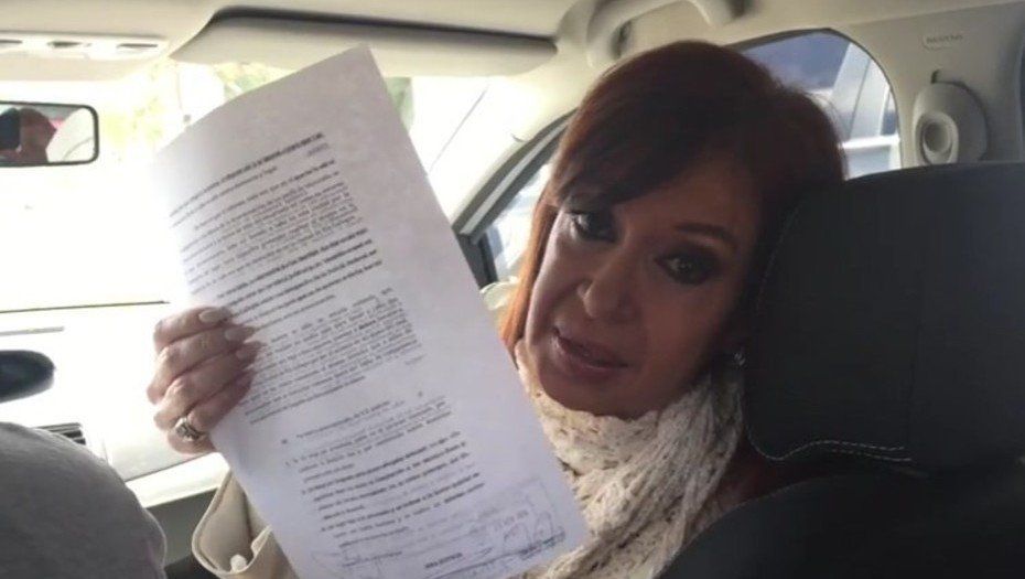 CFK.