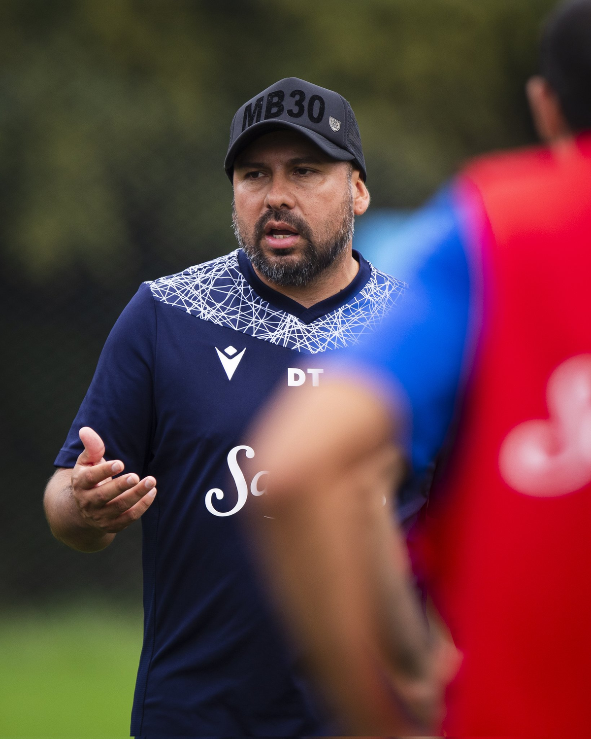 Marcelo Bravo, DT interino de un Vélez Sarsfield que no ganó en todo el campeonato. Foto: Prensa Vélez. Marcelo Bravo, DT interino de un Vélez Sarsfield que no ganó en todo el campeonato. Foto: Prensa Vélez.