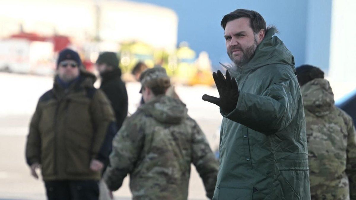 J. D. Vance vituperó a Dinamarca desde Groenlandia.