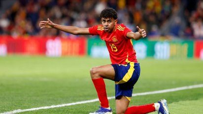 Tremenda comparación: Lamine Yamal, ¿el nuevo Diego Maradona?