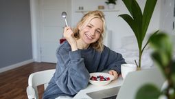 ¿Qué alimentos con proteínas puede comer en el desayuno? / Imagen de Benzoic en Freepik. ¿Qué alimentos con proteínas puede comer en el desayuno? / Imagen de Benzoic en Freepik.