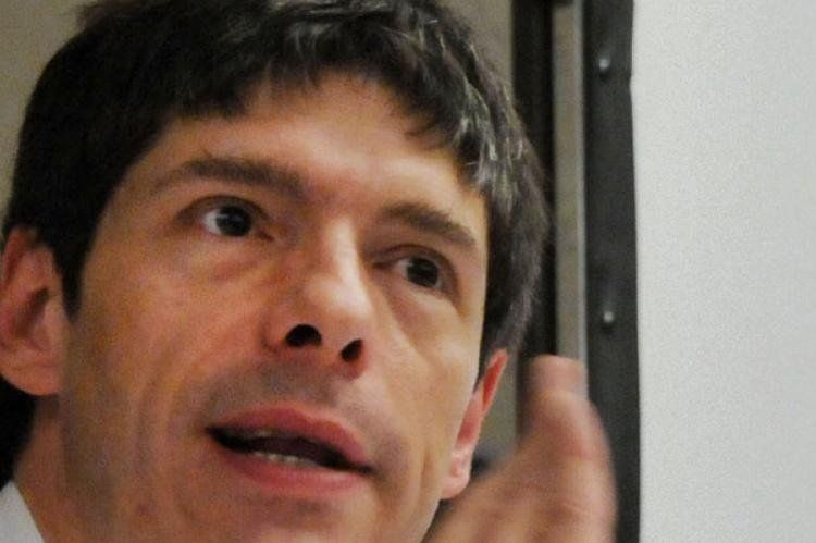 Abal Medina, impaciente con Macri.