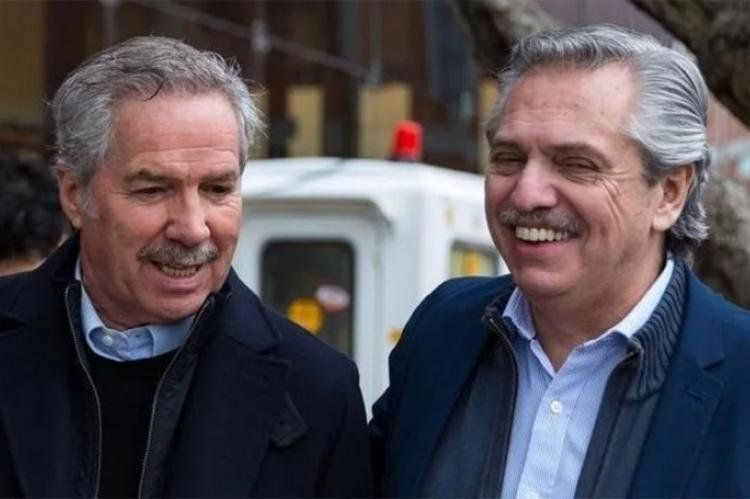 Los diplomáticos aseguran que pidieron insistentemente reunirse con el canciller Solá.