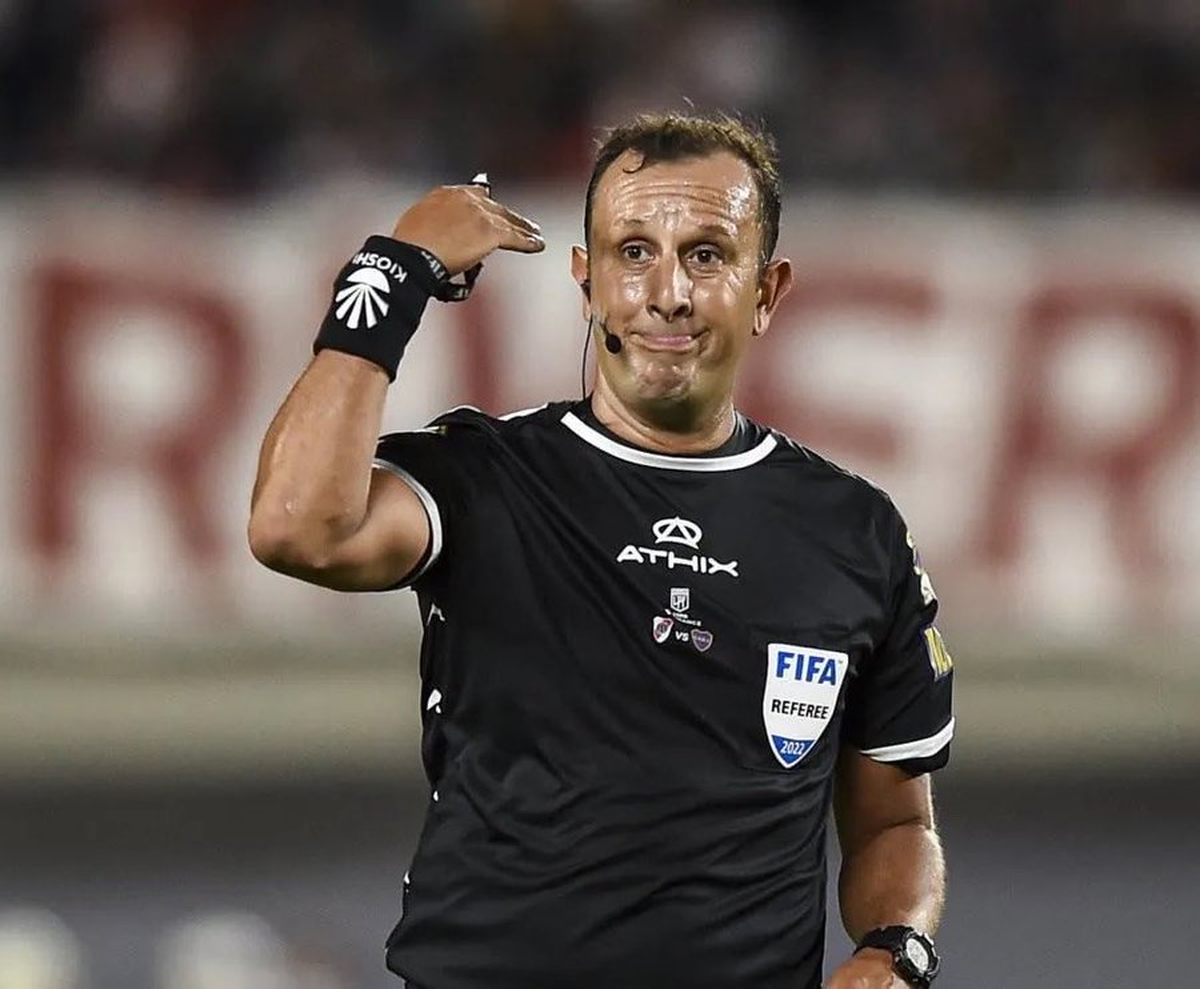 Darío Herrera será el árbitro del Superclásico River-Boca. Darío Herrera será el árbitro del Superclásico River-Boca.