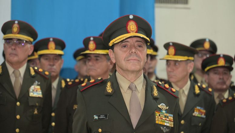 Carlos Presti vs. César Milani: 2 FFAA muy diferentes