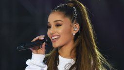 La cantante Ariana Grande se separó del agente inmobiliario Dalton Gomez y estan en trámite los papeles del divorcio.