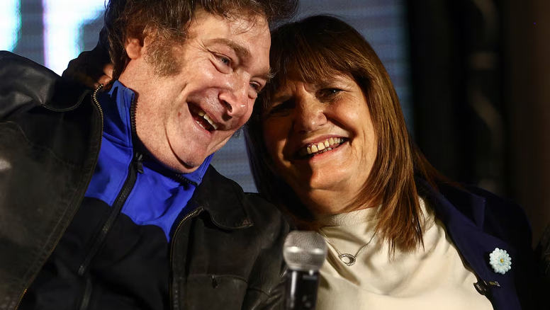 Javier Milei amplía facultades a Patricia Bullrich y elimina la Secretaría de Prensa