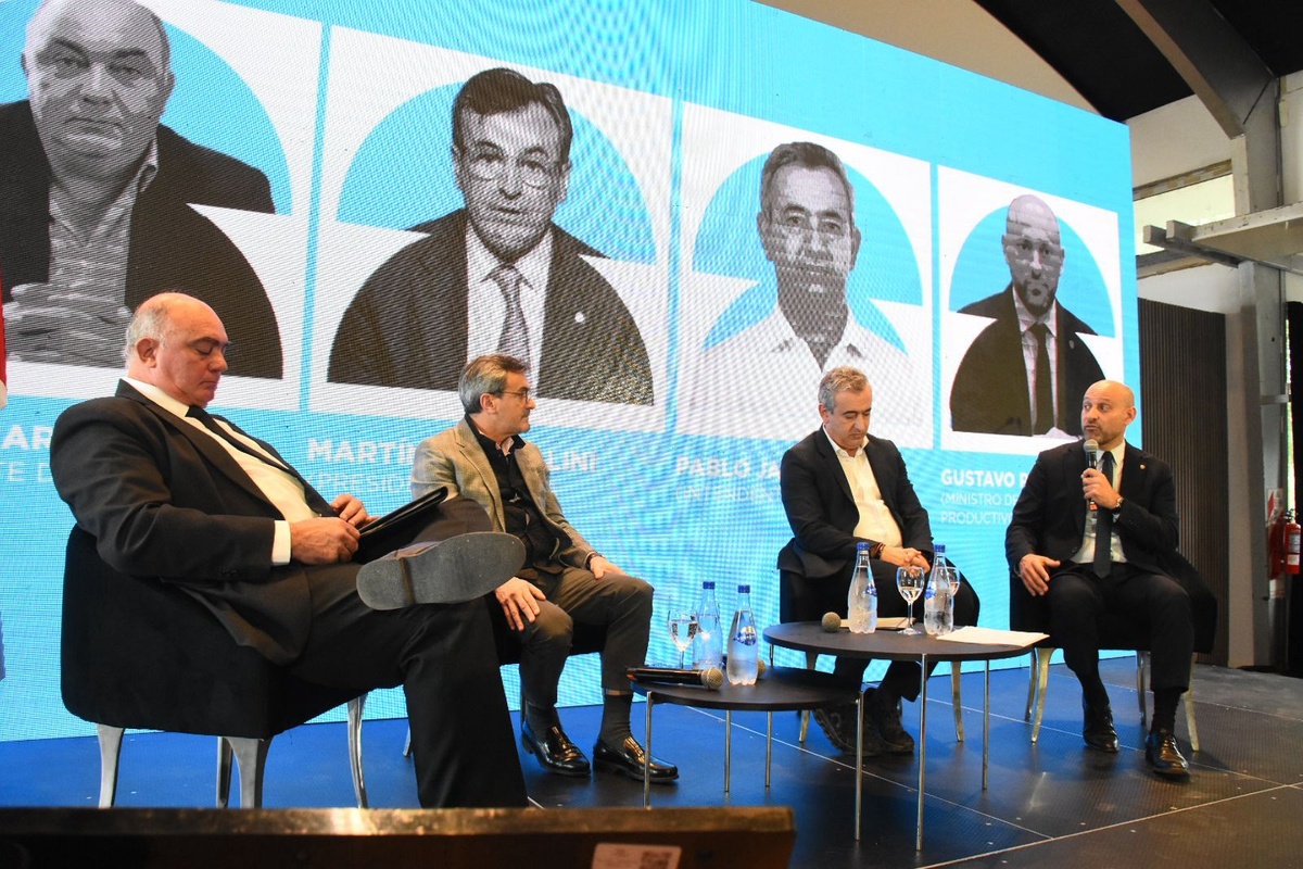 El intendente rosarino, Pablo Javkin, también formó parte. El intendente rosarino, Pablo Javkin, también formó parte.