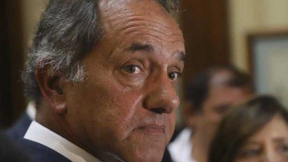 Muy raro: Scioli ratificó su banca ante Servini...y luego renunció