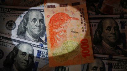 Pesadilla: El dólar blue vuelve a dispararse y el pesimismo