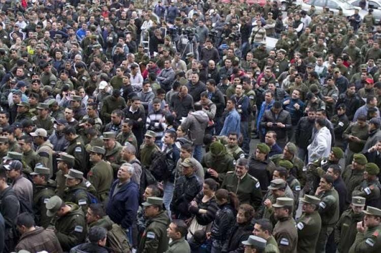 Se extiende la protesta: a Prefectura se sumó Gendarmería, suboficiales de la Armada y ahora policías bonaerenses.