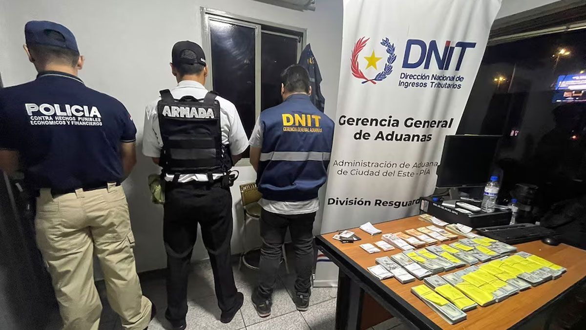 El dinero secuestrado a Edgardo Kueider en la Triple Frontera El dinero secuestrado a Edgardo Kueider en la Triple Frontera
