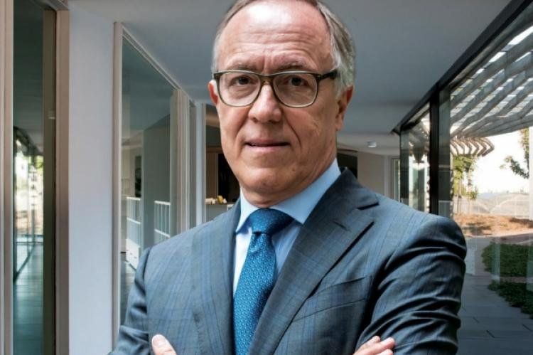1558291345 guillermo nielsen economista.jpg