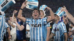 Gustavo Costas expuso a Fernando Gago y Julio Vaccari