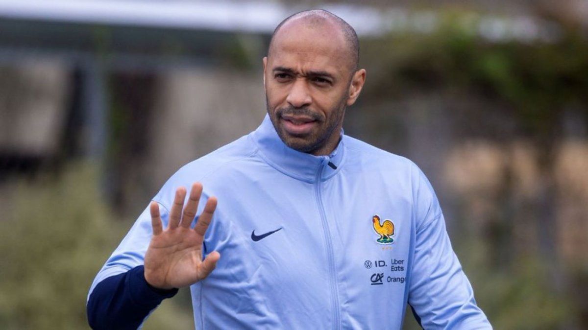 Thierry Henry, el DT de la selección de Francia olímpica masculina.