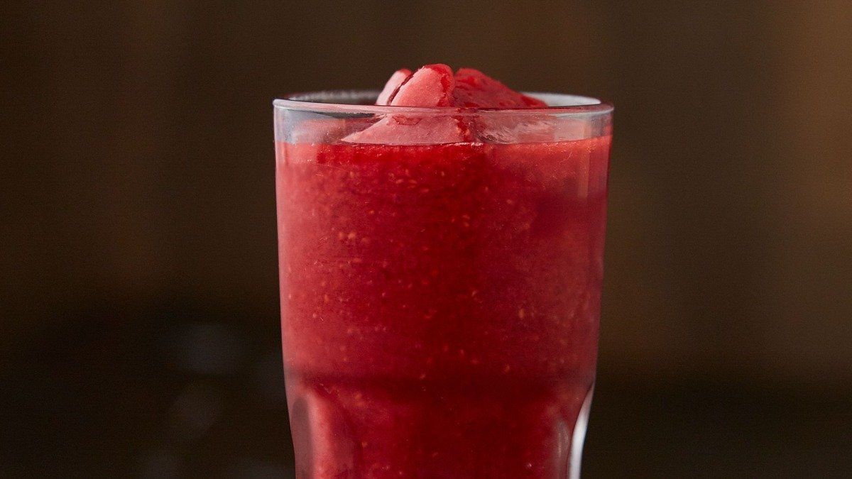 ¿Qué tomar para bajar azúcar en sangre? Un estudio recomienda esta bebida.