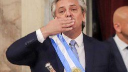 altText(Sin anunciar las medidas, Alberto convocará a un ‘Contrato de Ciudadanía Social’)}