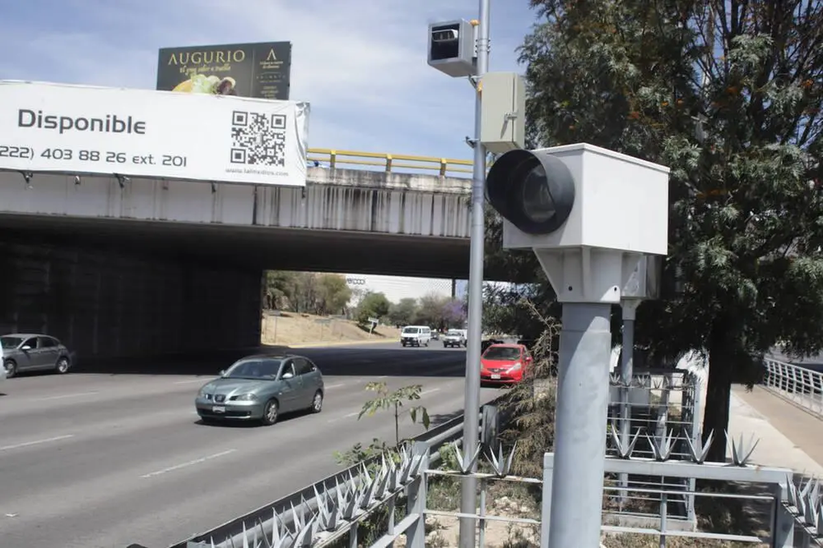 Cámaras, drones, sensores, softwares especiales: todo vale para cobrarle más al ciudadano pero no hay una lupa para los funcionarios Cámaras, drones, sensores, softwares especiales: todo vale para cobrarle más al ciudadano pero no hay una lupa para los funcionarios