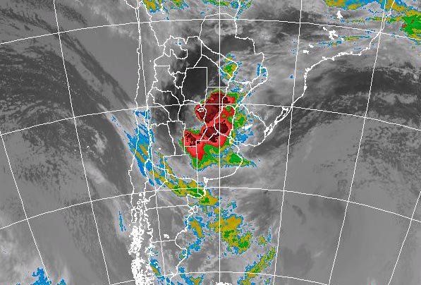 Javier Milei monitorea los destrozos por el temporal Javier Milei monitorea los destrozos por el temporal