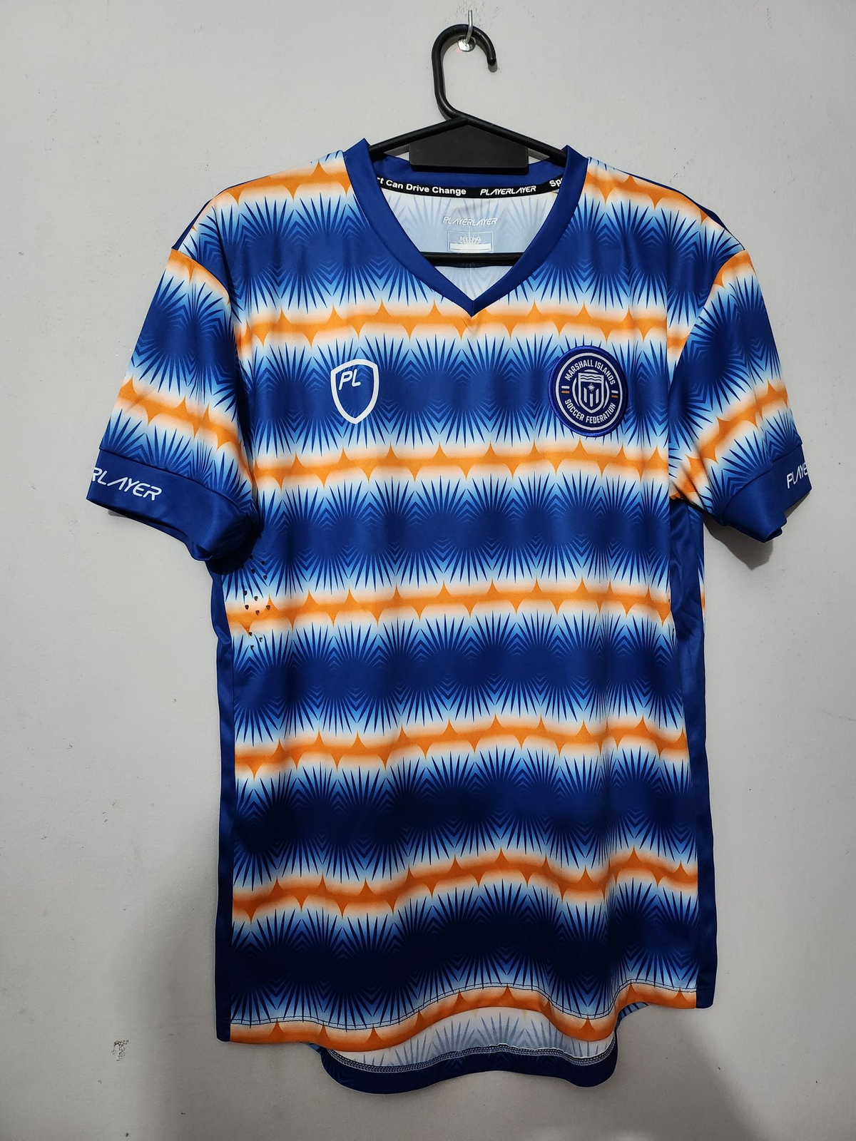 La camiseta de la Selección de las Islas Marshall. La camiseta de la Selección de las Islas Marshall.