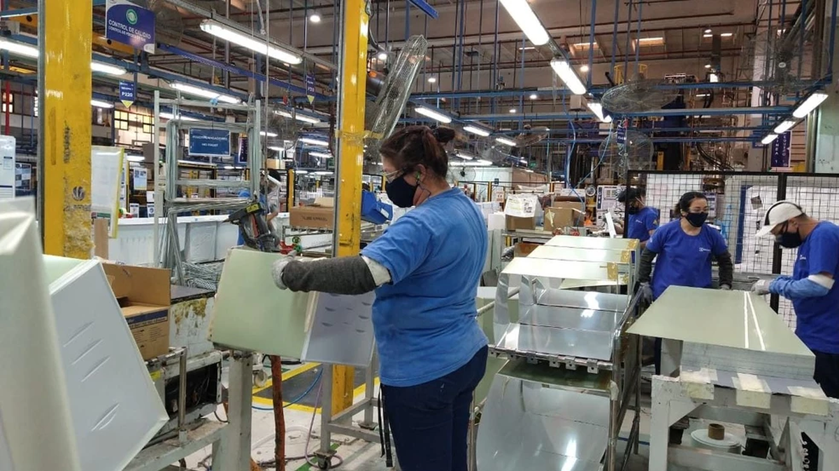 La planta de Frimetal en Rosario profundiza su reestructuración. La planta de Frimetal en Rosario profundiza su reestructuración.