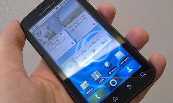 Motorola Defy