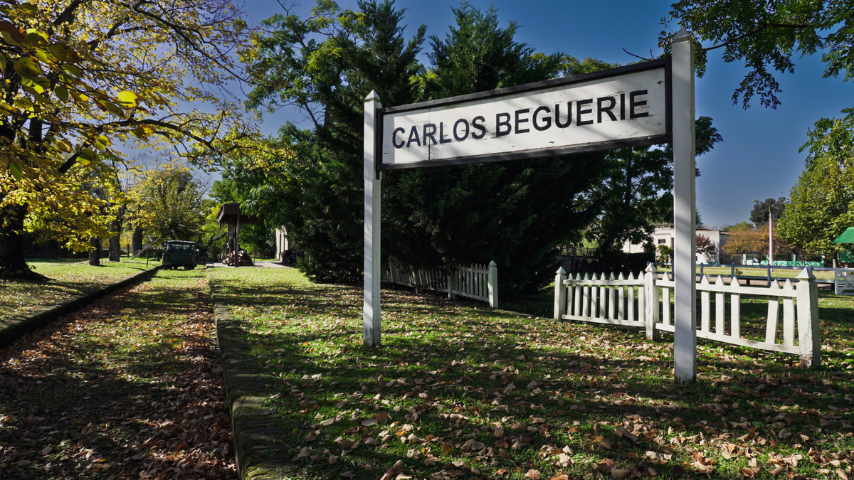 Carlos Beguerie, un pueblo encantador en Buenos Aires. Carlos Beguerie, un pueblo encantador en Buenos Aires.