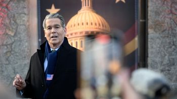 Davos: Scott Bessent se burló de una posible respuesta de la UE a los aranceles de Trump