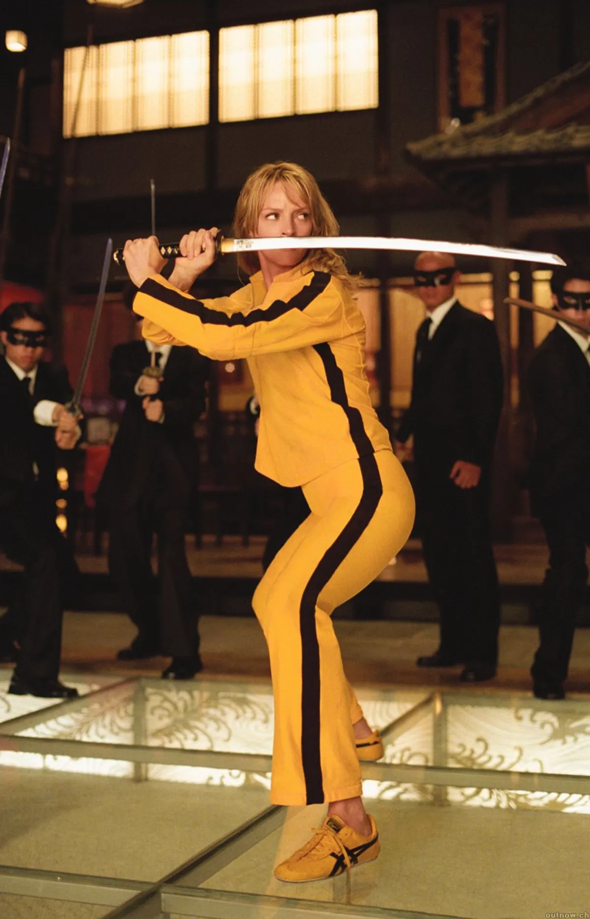 La actriz Uma Thurman demostrando su expertise en artes marciales en Kill Bill La actriz Uma Thurman demostrando su expertise en artes marciales en Kill Bill