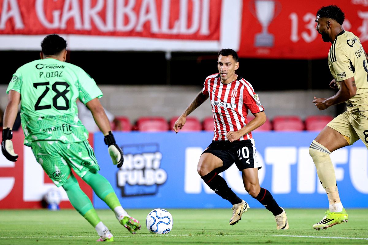 Estudiantes vs. Cusco