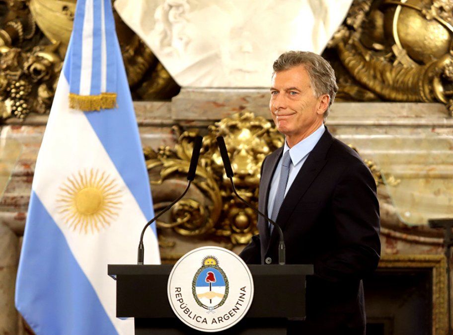 Las encuestas siguen arrojando datos preocupantes para Macri... (Foto archivo NA).