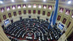 altText(La oposición puso en marcha la sesión en Diputados (pero no lograría aprobar nada))}