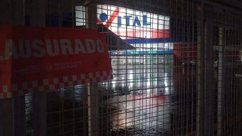 Escándalo en Mayorista Vital: Gusanos en alimentos y clausura total