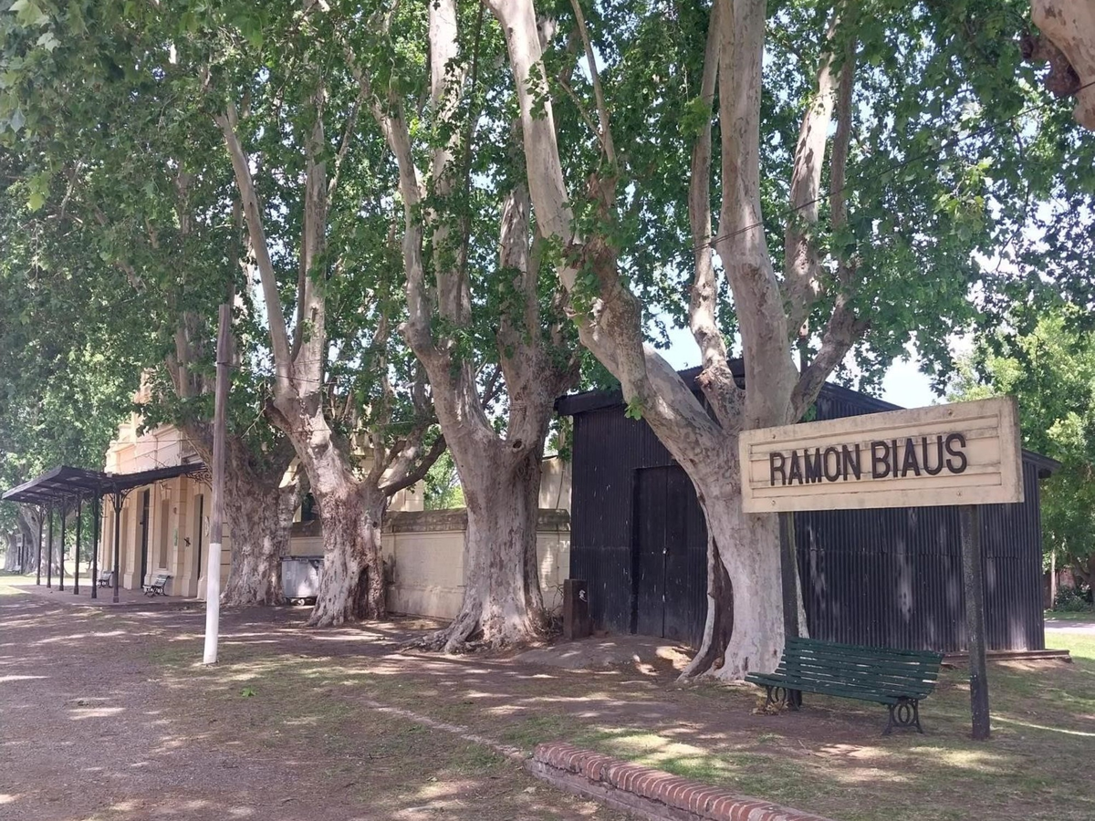 Un pueblo en Buenos Aires que conquista a todos. Un pueblo en Buenos Aires que conquista a todos.