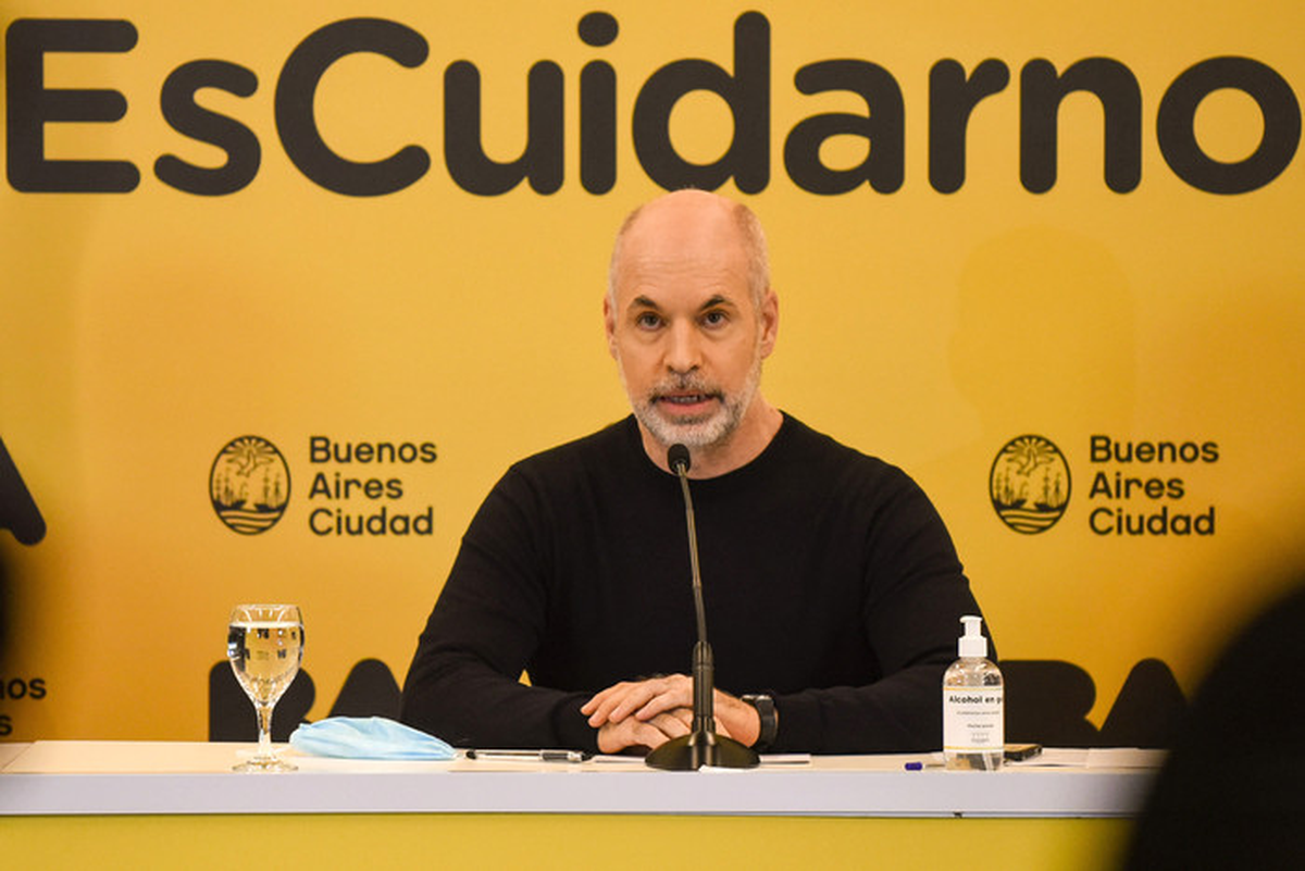 En CABA se comenzará a dar turnos hoy para avanzar con la combinación de vacunas.