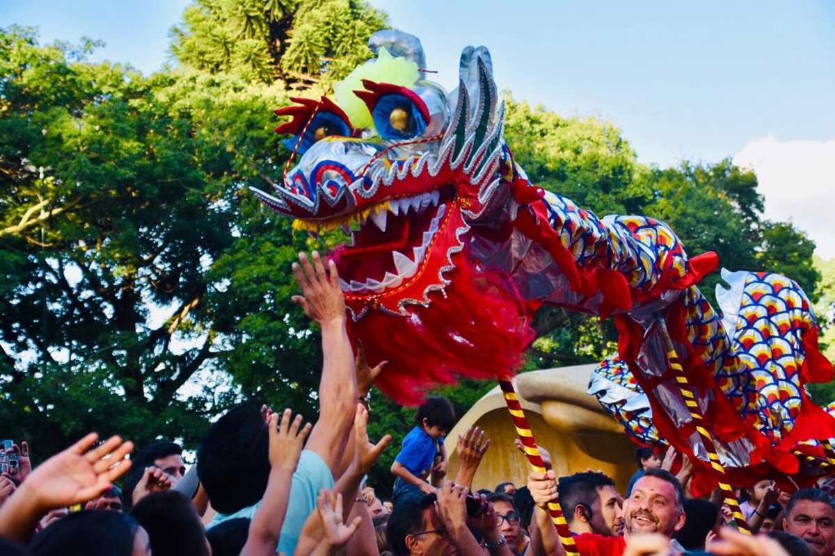 La celebración en el Barrio Chino por su aniversario 40º es uno de los planes para hacer en AMBA. La celebración en el Barrio Chino por su aniversario 40º es uno de los planes para hacer en AMBA.