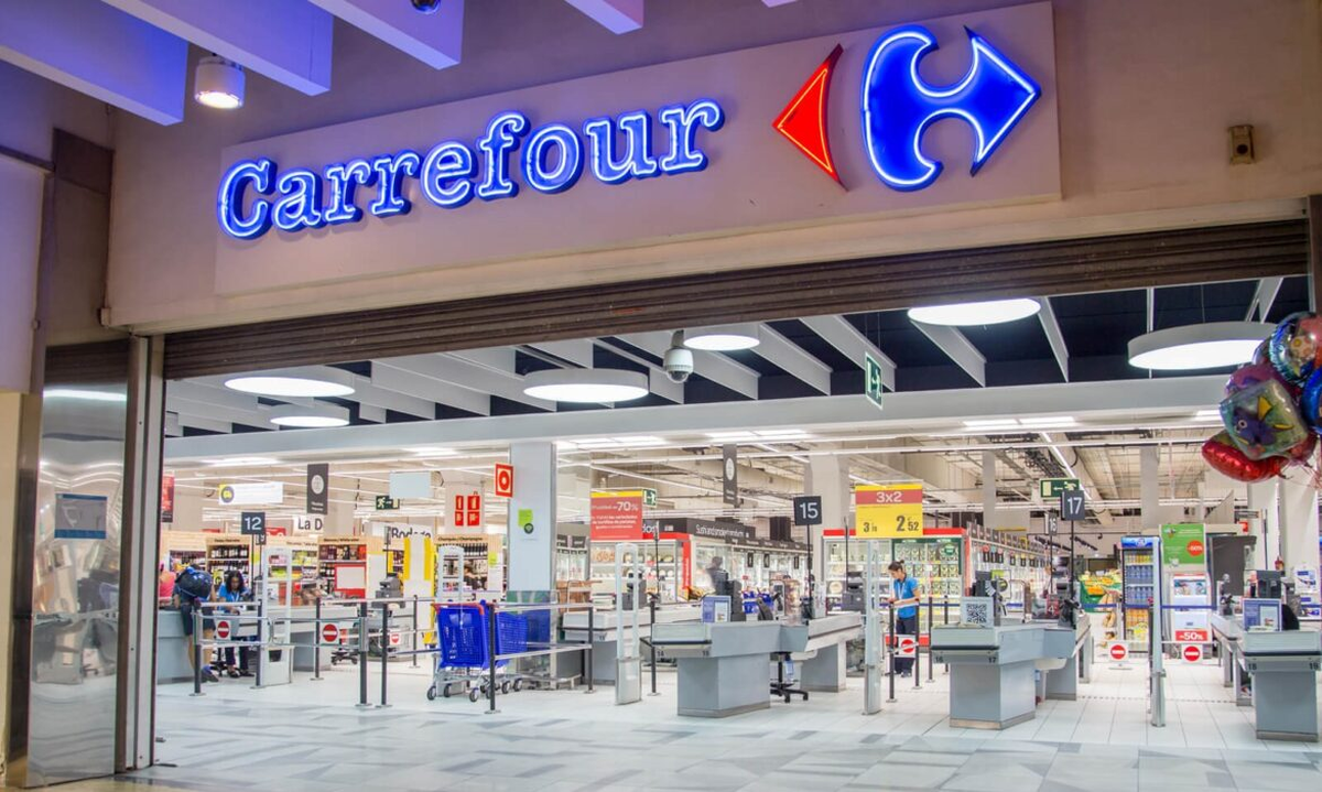 Supermercados Carrefour implementan la inteligencia artificial. Supermercados Carrefour implementan la inteligencia artificial.