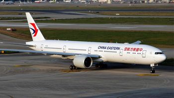 Llegó a Ezeiza el primer vuelo directo desde China (25 horas)