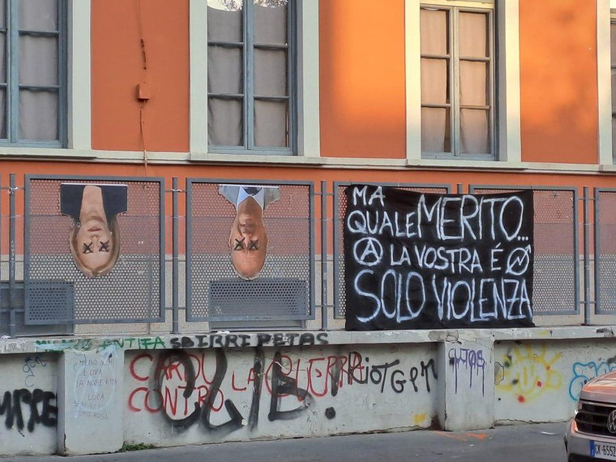 Italia: Pancarta contra la ley de educación punitiva impulsada por Giorgia Meloni