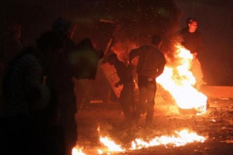 Fútbol & política: Imagen de la violencia en Egipto.