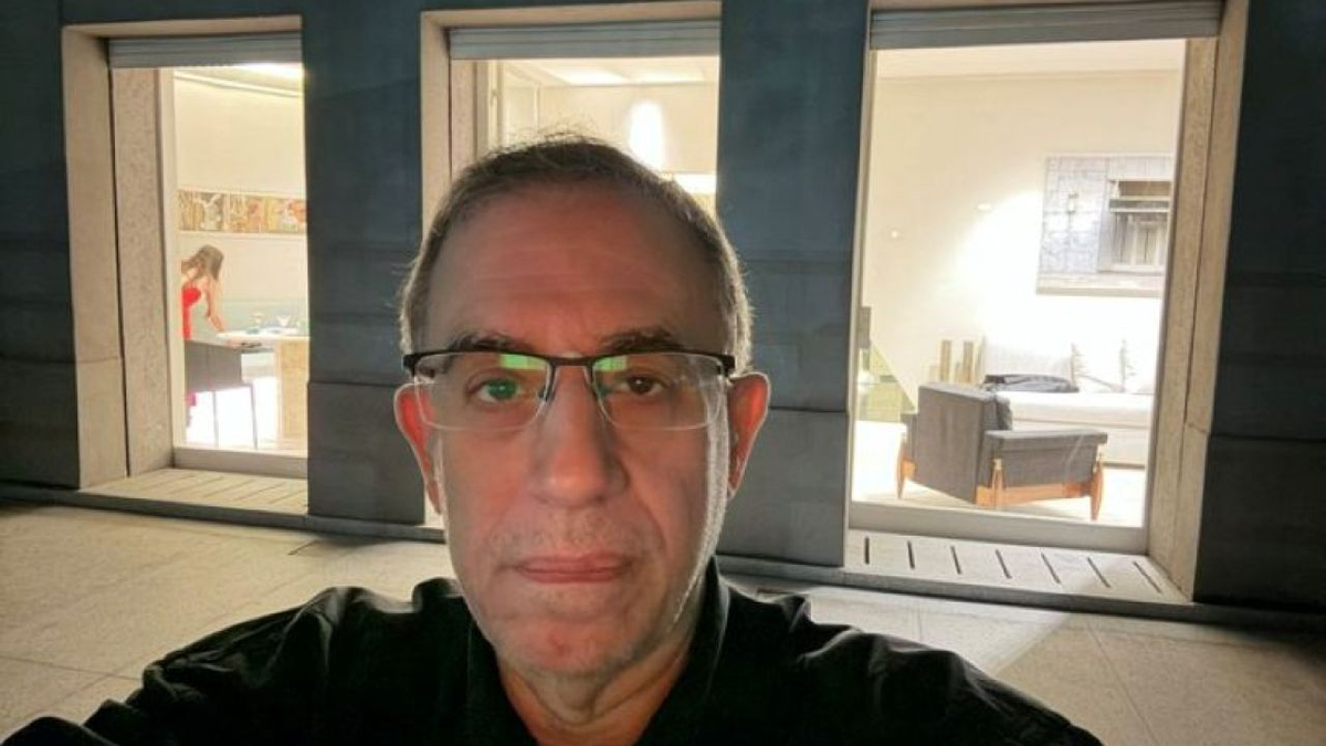 “Los dólares no existen pues el Estado solo tiene deuda en dólares y no se puede endeudar más para dolarizar. Esto lo manifestamos siempre desde 2022 en estas columnas”, observó Carlos Maslatón “Los dólares no existen pues el Estado solo tiene deuda en dólares y no se puede endeudar más para dolarizar. Esto lo manifestamos siempre desde 2022 en estas columnas”, observó Carlos Maslatón