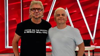 América TV lanzó su nuevo spot con el que hizo oficial el desembarco de Beto Casella. América TV lanzó su nuevo spot con el que hizo oficial el desembarco de Beto Casella.